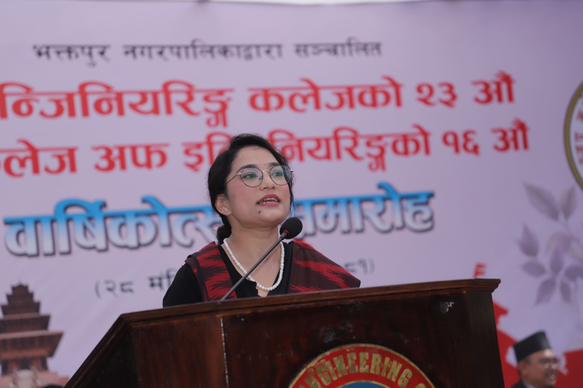 विश्वमा एकातिर सभ्यताबारे बहस चल्दै छ भने अर्कोतिर नरसंहार चल्दै छ