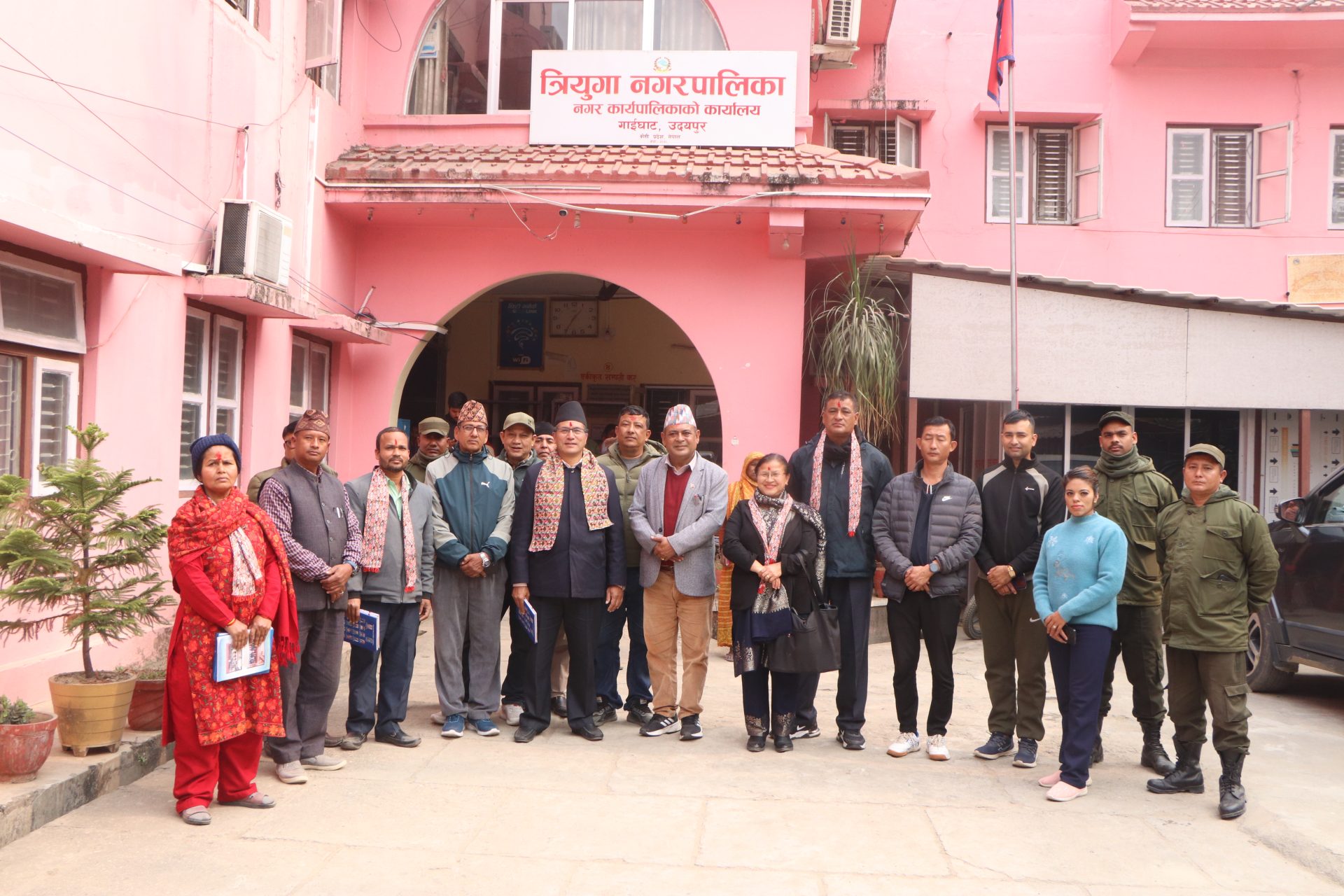 नगर प्रमुख प्रजापतिलाई गाईघाटको त्रियुगा नगरपालिकामा स्वागत