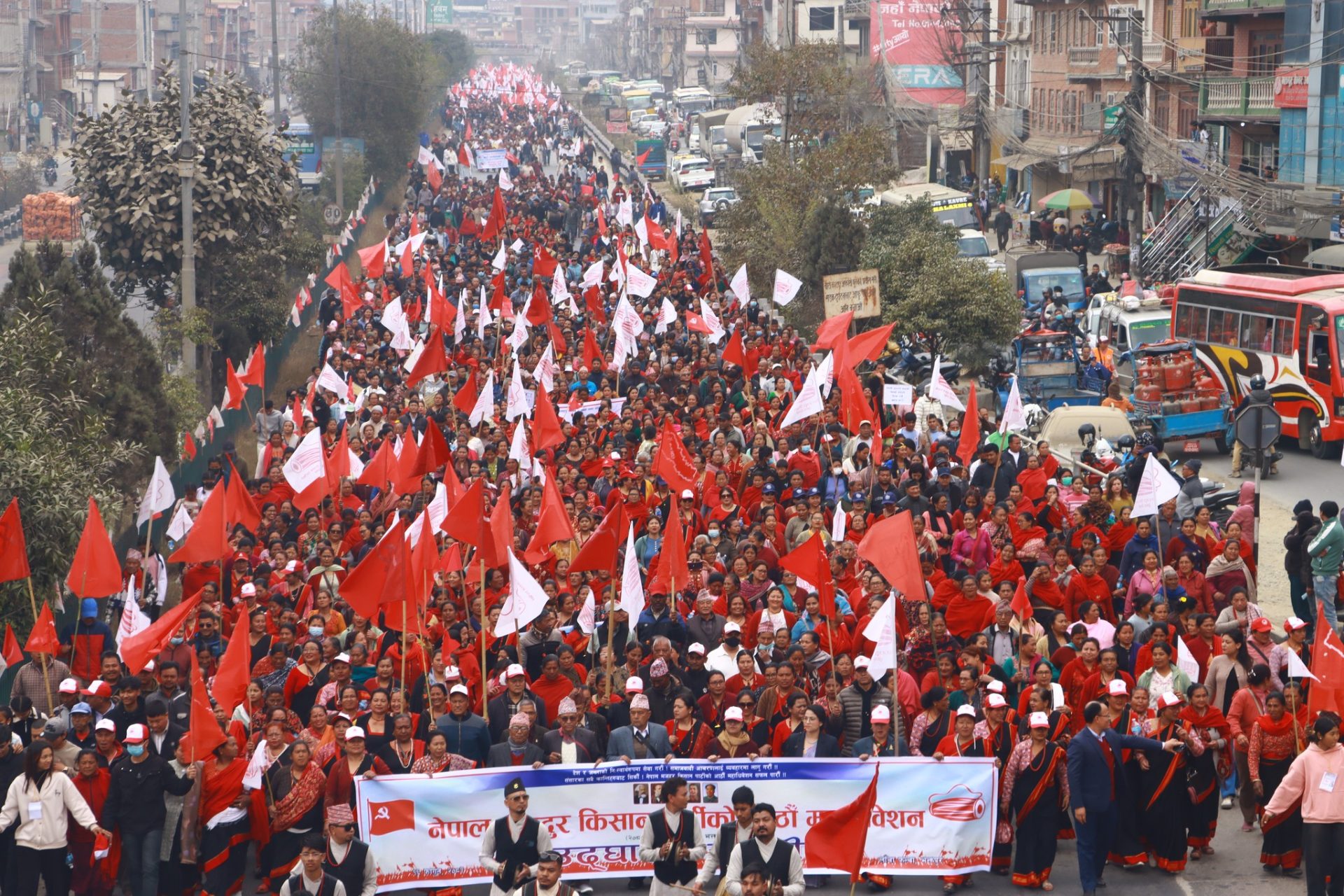 कम्युनिस्ट आचरणको महाधिवेशन !