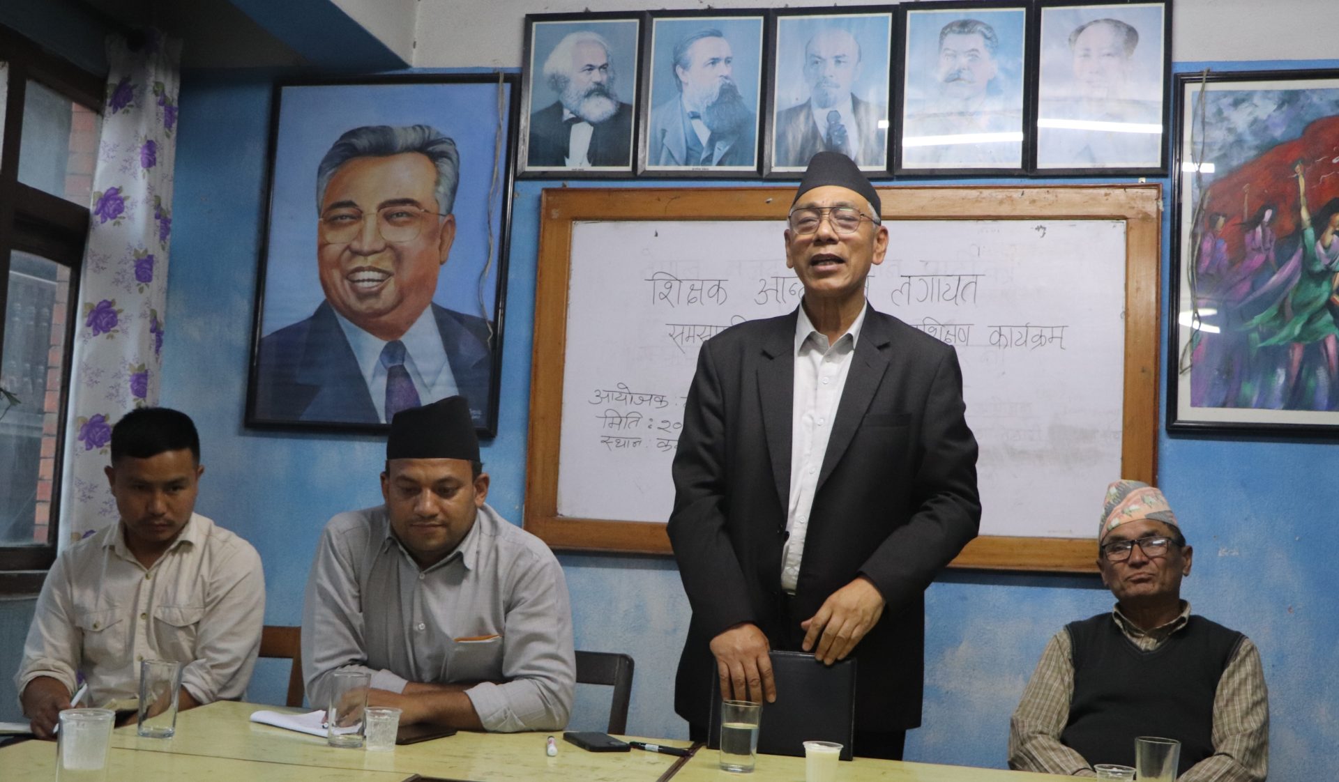 विदेशीको भरमा आन्दोलन गरे जुनसुकै बेला धोका हुनसक्नेतर्फ सजग हुनुपर्ने