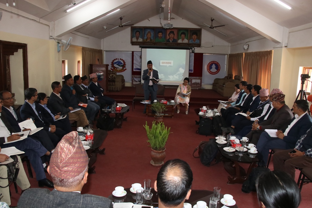 प्रतिष्ठानका प्रशिक्षार्थी उपसचिवहरू भक्तपुर नपाको अध्ययन भ्रमणमा