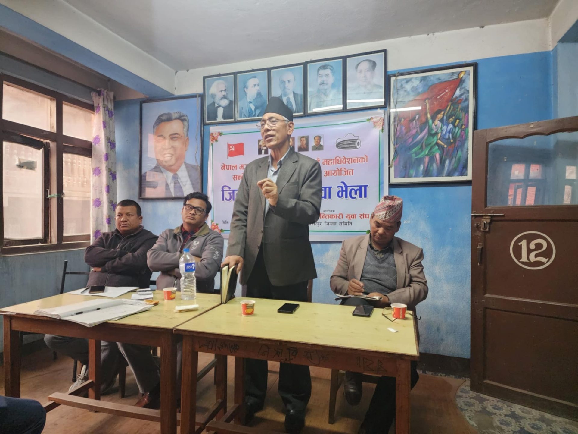 कुर्सीमा बसेकाहरूले संविधानअनुसार काम गर्न नसके राजीनामा दिनुपर्ने
