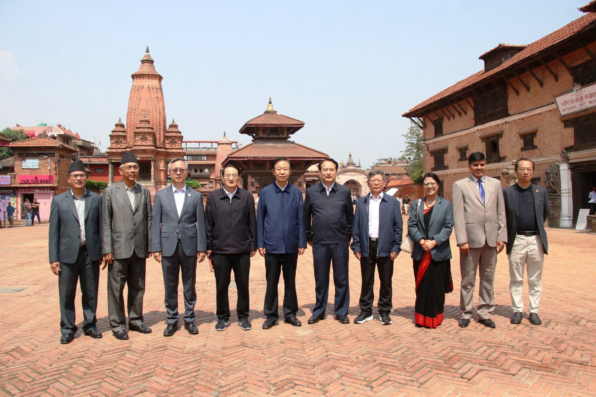 चिनियाँ जनप्रतिनिधि सभाका उपाध्यक्ष सियाओ चिएद्वारा भक्तपुर अवलोकन