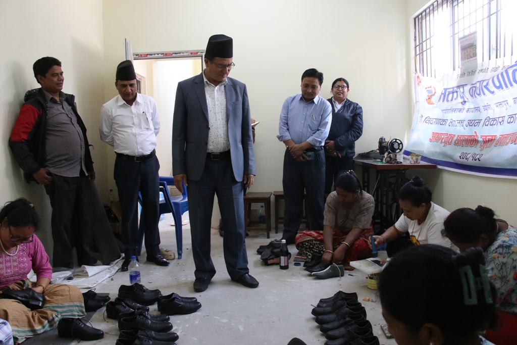 नगर प्रमुख प्रजापतिद्वारा तालिम निरीक्षण