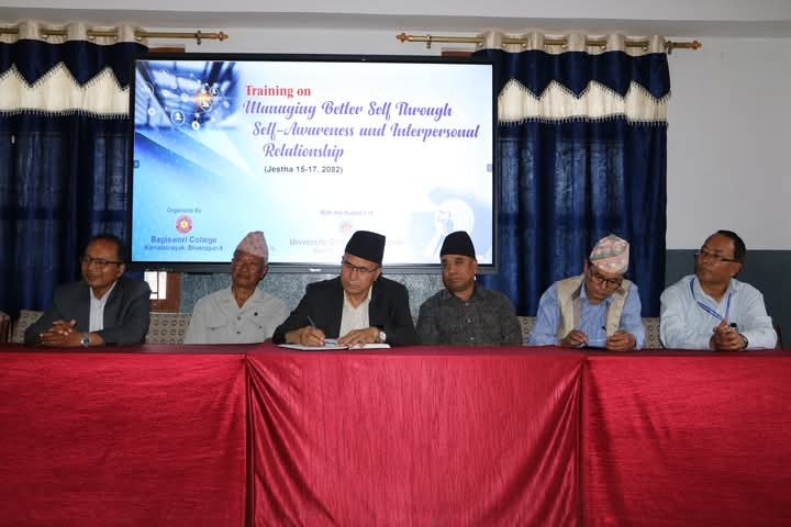 विद्यालय मर्ज गर्ने सरकारी नीति गलत