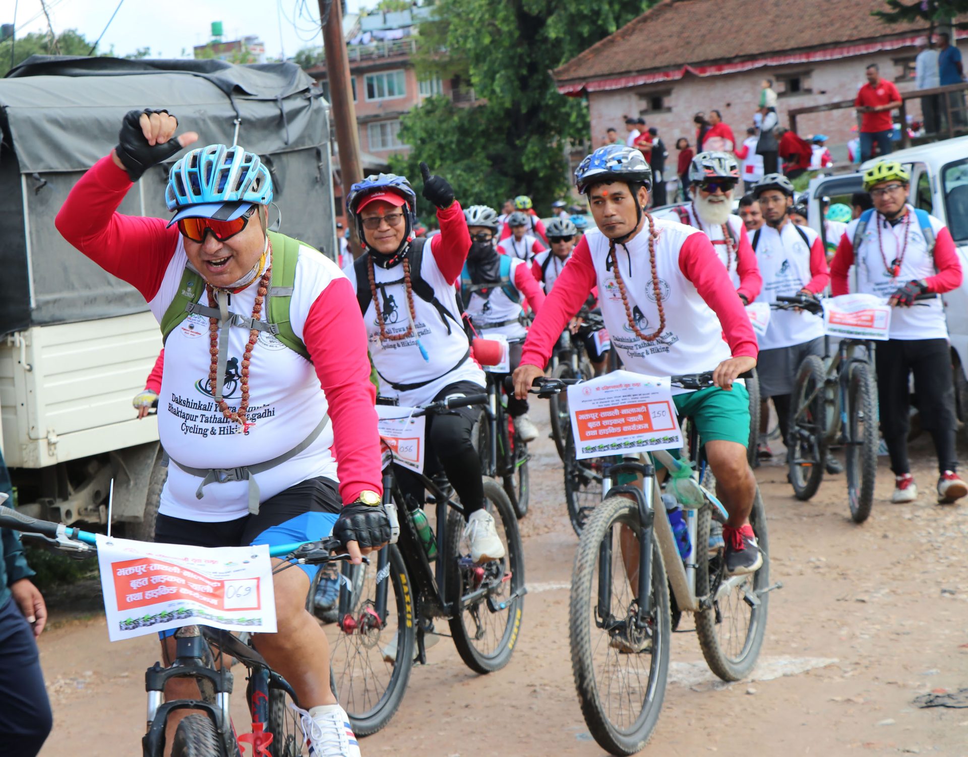 ताथलीमा बृहत् साइकलिङ : प्रख्यात साइकलयात्रीदेखि विदेशीसम्मको सहभागिता
