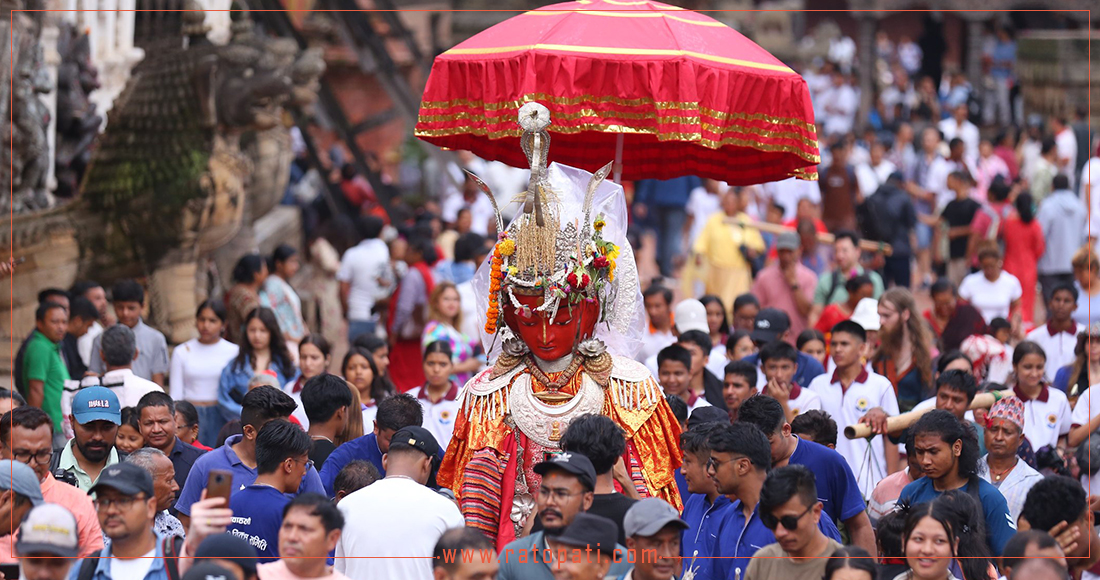 बौद्धमार्गीहरूले मनाए पञ्चदान पर्व