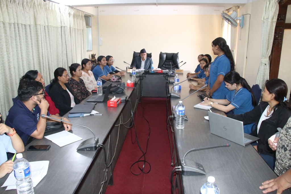 घरदैलो नर्सिङ सेवा र विद्यालय नर्स सेवाको बैठक