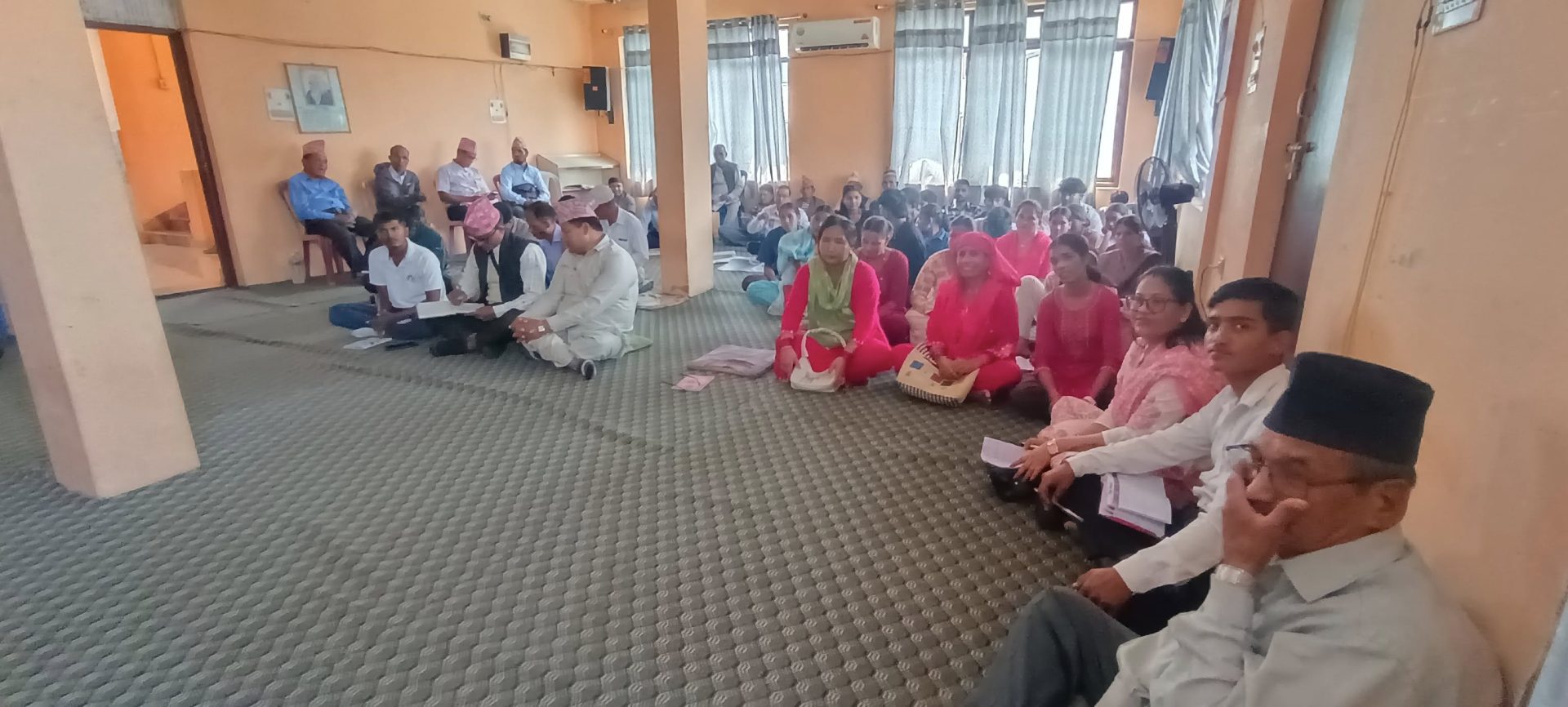 नयाँ पुस्तालाई वर्गीय र देशभक्तिपूर्ण राजनीतिबाट प्रेरित गर्नुपर्ने
