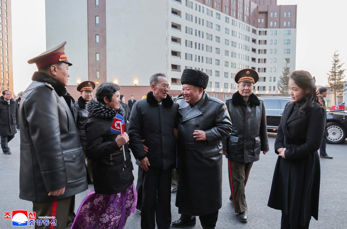 युद्धमा मारिएकाका परिवारलाई प्योङयाङमा आवास