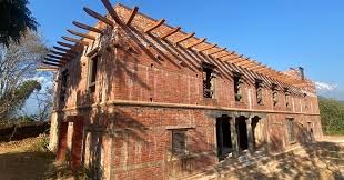 एक वर्षदेखि लमजुङ दरबार पुनःनिर्माण अलपत्र