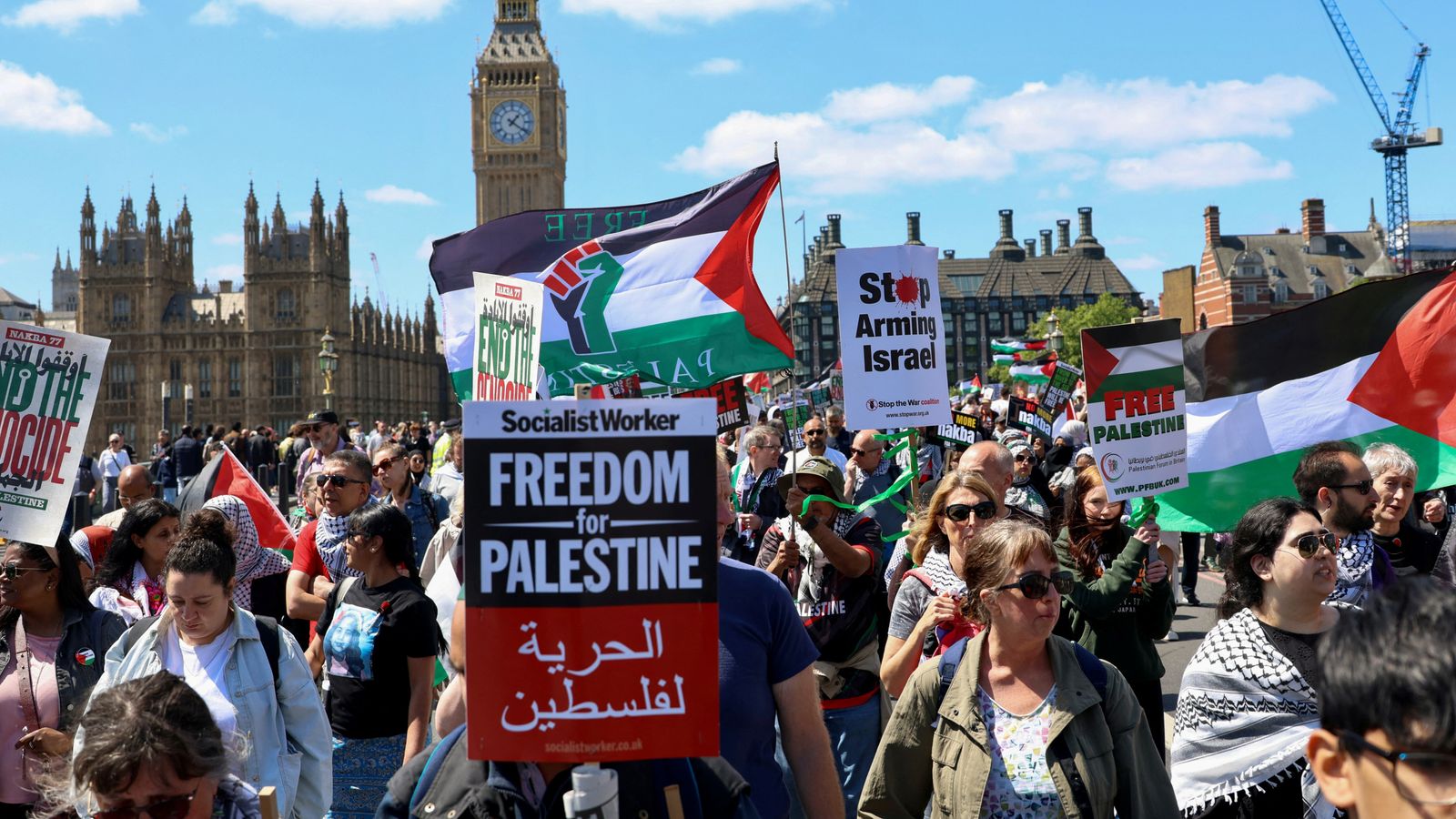 लन्डनको प्रदर्शनमा सयौँ प्यालेस्टिन समर्थक पक्राउ