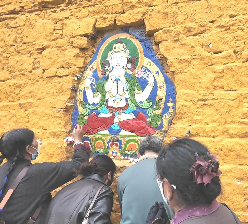 सुन र सिक्री : तिब्बतको यात्रा विवरण – ३