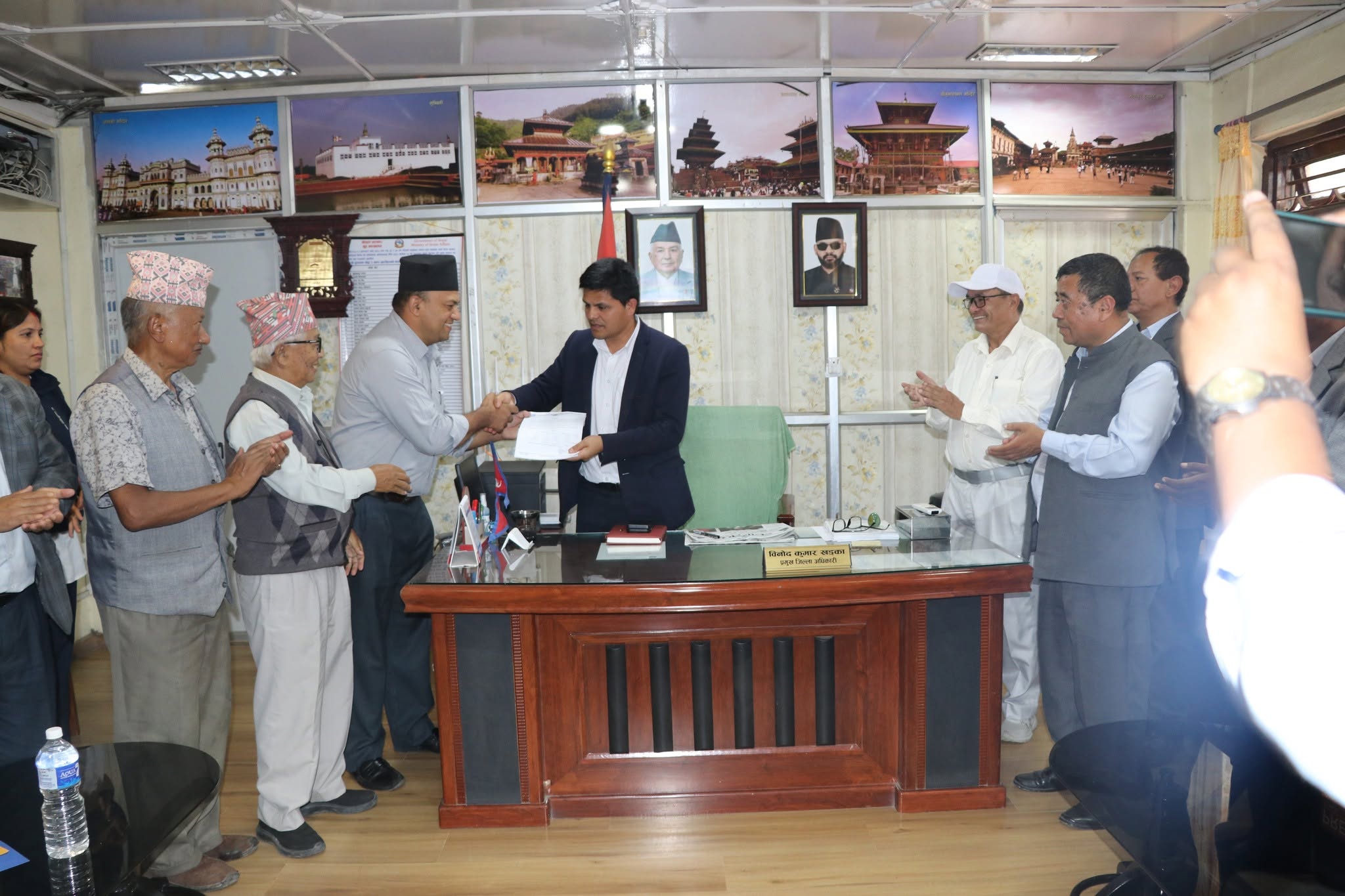 वागीश्वरीद्वारा बाढीपीडितका लागि ११ लाख ९५ हजार ३३३ रुपैयाँ सहयोग