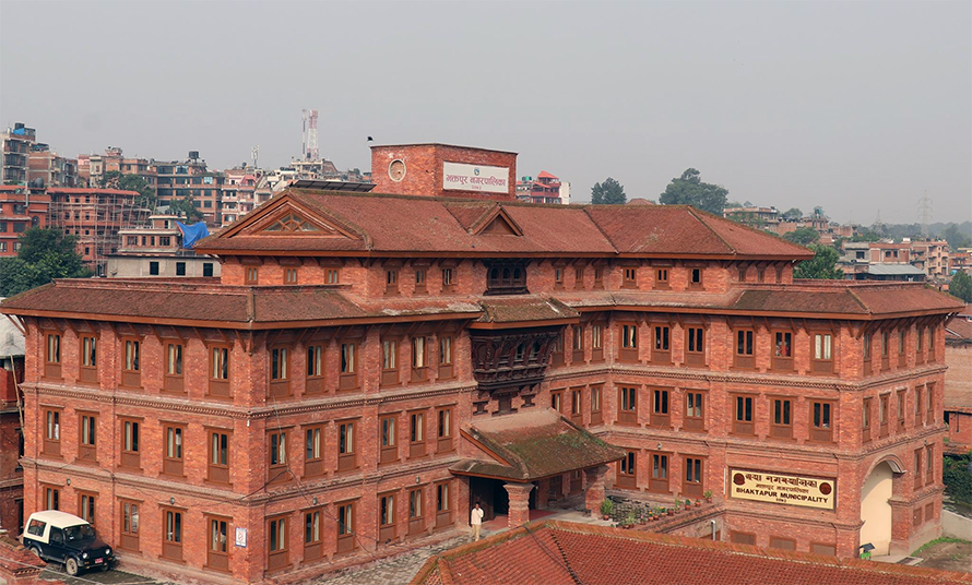 प्रधानमन्त्री राहत कोषमा भक्तपुर नपाको रु. ७५ लाख ७१ हजार आर्थिक सहयोग