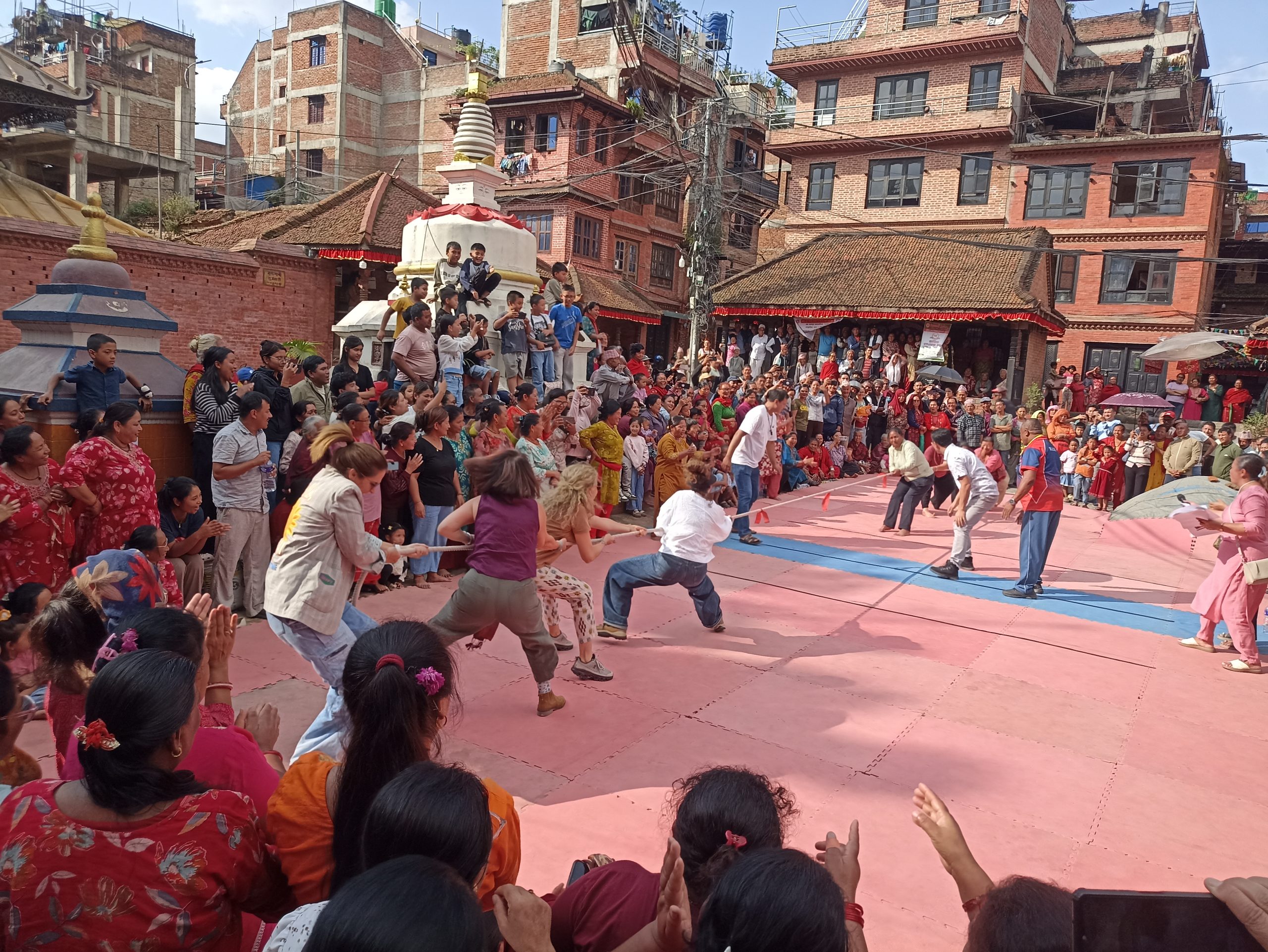 महिलाहरू राजनीतिक, शारीरिक तथा सामाजिक रूपमा क्रियाशील हुनुपर्ने